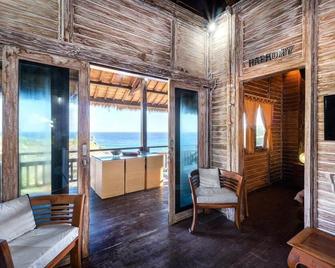 Island Cove Resort - Nusa Penida - Balcón