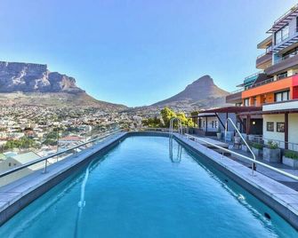 Modern, Family spot in the heart of Bo Kaap! - Le Cap - Piscine