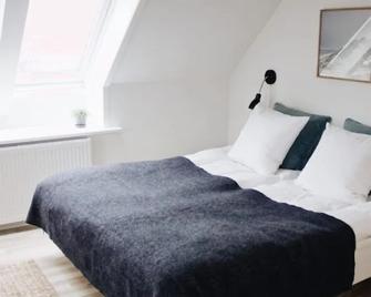 Hotel Havnebakken - Vesterø Havn - Bedroom
