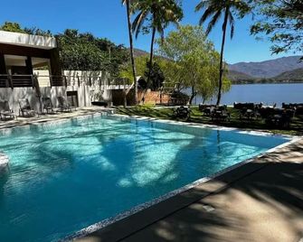 Chiijaj Hotel & Club De Laguna - Santa María del Oro - Piscina
