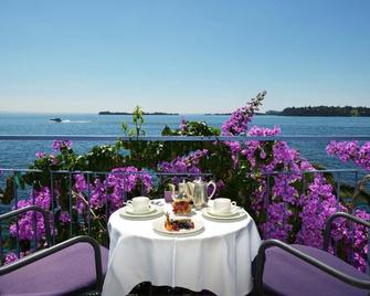 Hotel Monte Baldo e Villa Acquarone - Gardone Riviera