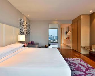 Marriott Executive Apartments Hyderabad - Hyderabad - Bedroom