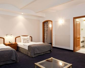 Gildors Hotel Atmosphère - דיסלדורף - חדר שינה