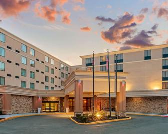 La Quinta Inn & Suites Salisbury - Salisbury - Edificio