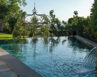 Maison D'hotes La Gourguille - Barjac - Pool
