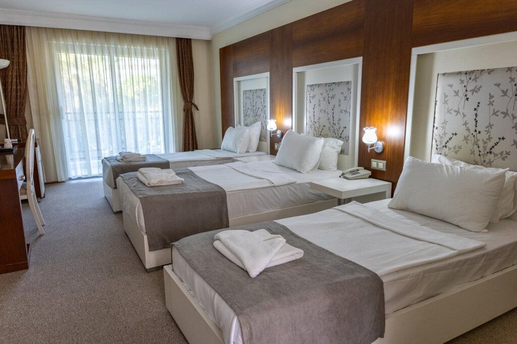 سينتينوس هوتل