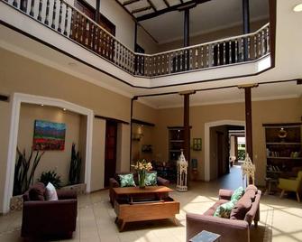 Hotel Raymipampa - Cuenca - Lobby