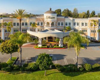 Hotel Marguerite Anaheim/Garden Grove, Trademark Collection - Garden Grove - Gebäude