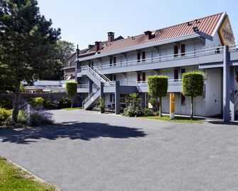 Premiere Classe Lille Nord - Tourcoing - Tourcoing - Edificio