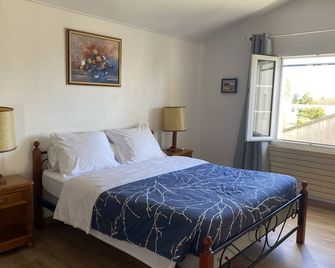 Apartment-Family-Ensuite with Bath-Mountain View - Prunelli-di-Fiumorbo - Habitación