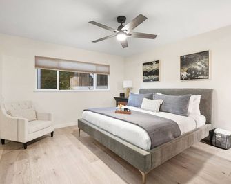 Hills Hideaway by CoastVH - Luxury Midtown 3br - סן דייגו - חדר שינה