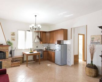 Lungo l'Ardeatina by Interhome - Rocca di Papa - Cucina
