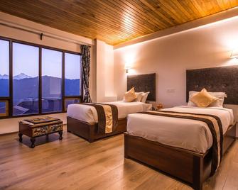 Netuk House a heritage boutique stay - Gangtok - Bedroom