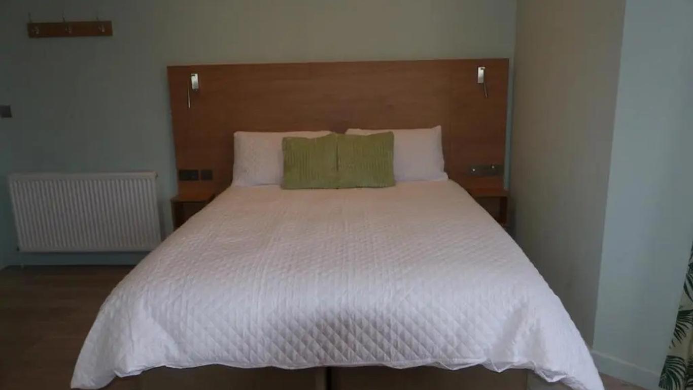 Hamilton Court Hotel Hoole