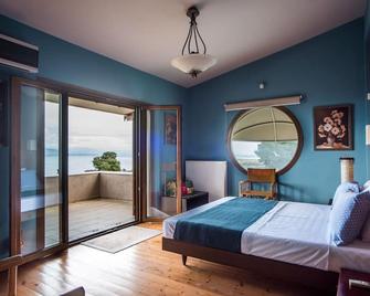 Villa Panorama with Sea View and common Swimming Pool - Selianitika - Спальня