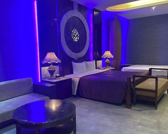 Amani Spa Boutique Motel - Toufen City