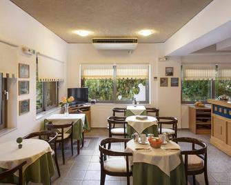 Rea Hotel - Paleochora - Restaurant