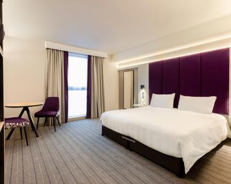 Premier Inn Stratford-Upon-Avon Central - Stratford-upon-Avon - Slaapkamer
