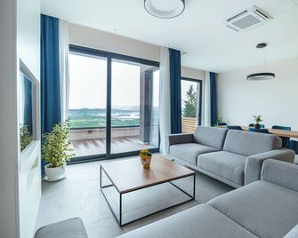 Royal Blue Resort & Residences - Tivat - Sala de estar