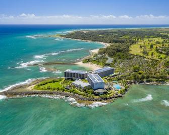 Hot Deal! Turtle Bay Villas 308 by Gather: Beachfront w/ Shared Pool, Spa, AC - Kahuku - Building