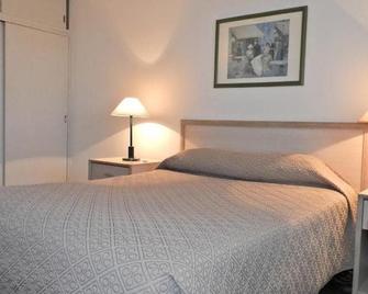 Hotel Tres Cruces - Montevideo - Schlafzimmer