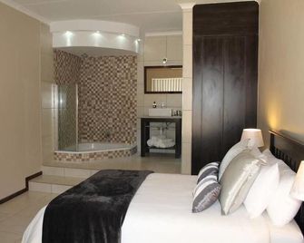 Just B Guesthouse - Upington - Slaapkamer