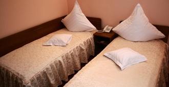Hotel Casa de Piatra - Scheia - Bedroom
