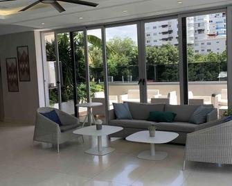 Luxurious Apt Located in The Heart Of Bella Vista - Santo Domingo - Sala de estar