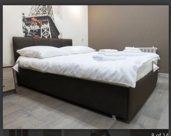 Hotel Silver - Toljatti - Slaapkamer