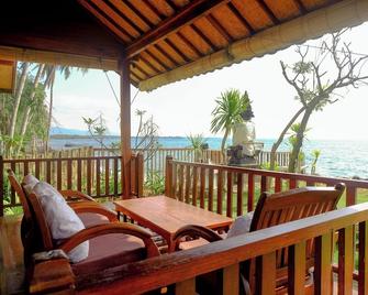 Mina Tanjung Hotel - Pemenang - Балкон
