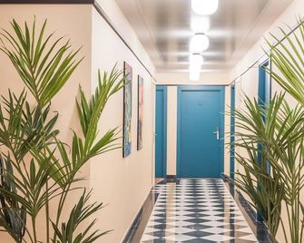 BYPILLOW Amari - Bilbao - Hallway