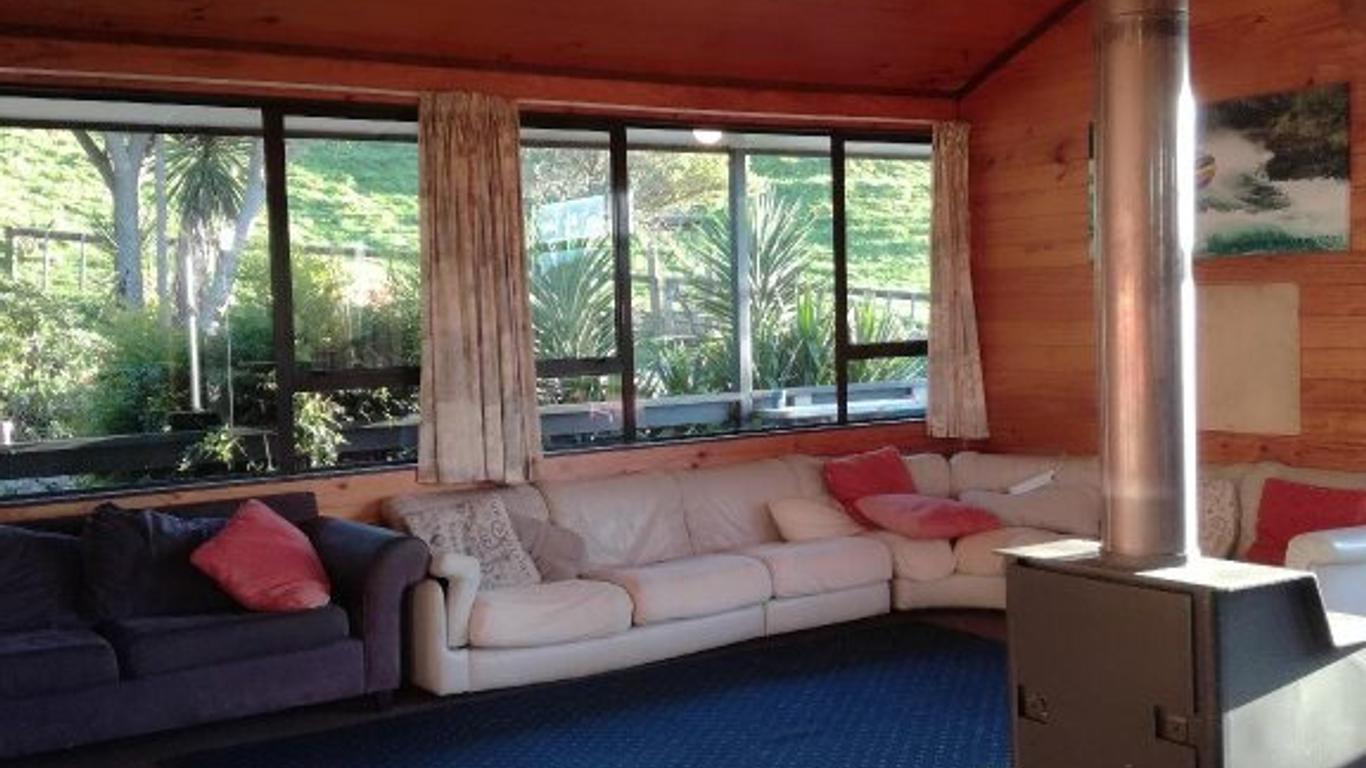 Junohall Backpackers