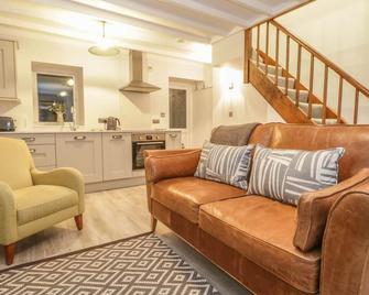 Riverside Cottage - Conwy - Living room