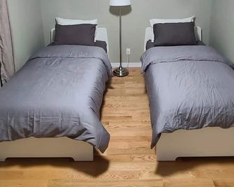 Yk Aurora - Yellowknife - Habitación