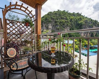 Junshe Boutique Guest House-Complementary pick up servie for a 3-night stay in a deluxe room - Guilin - Parveke
