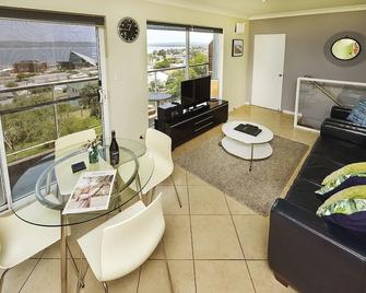 Albany Harbourside Apartments And Houses - Albany