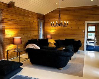 Villa Mustikka - Modern Log Villa on a Waterfront Estate - Ekenäs - Living room