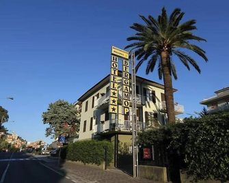 Hotel Bergamo - San Bartolomeo al Mare