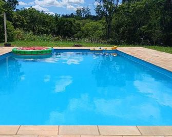 Hello, my space is an Ecoloft, a magnificent, ecological and safe country house. - São Pedro - Pool