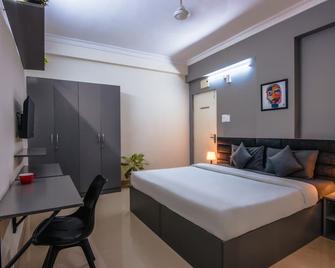 Housr 50 Luxury Rooms Kondapur Near Cyber Tower - Hyderabad