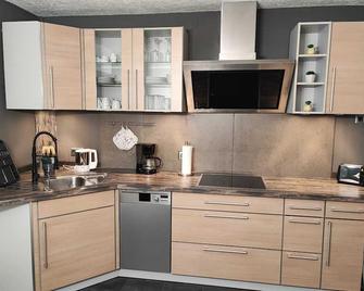 Ferienwohnung beim Maler Gandi - Engelsberg - Kitchen