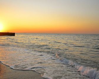 Green Hills Suites - Çınarcık - Beach