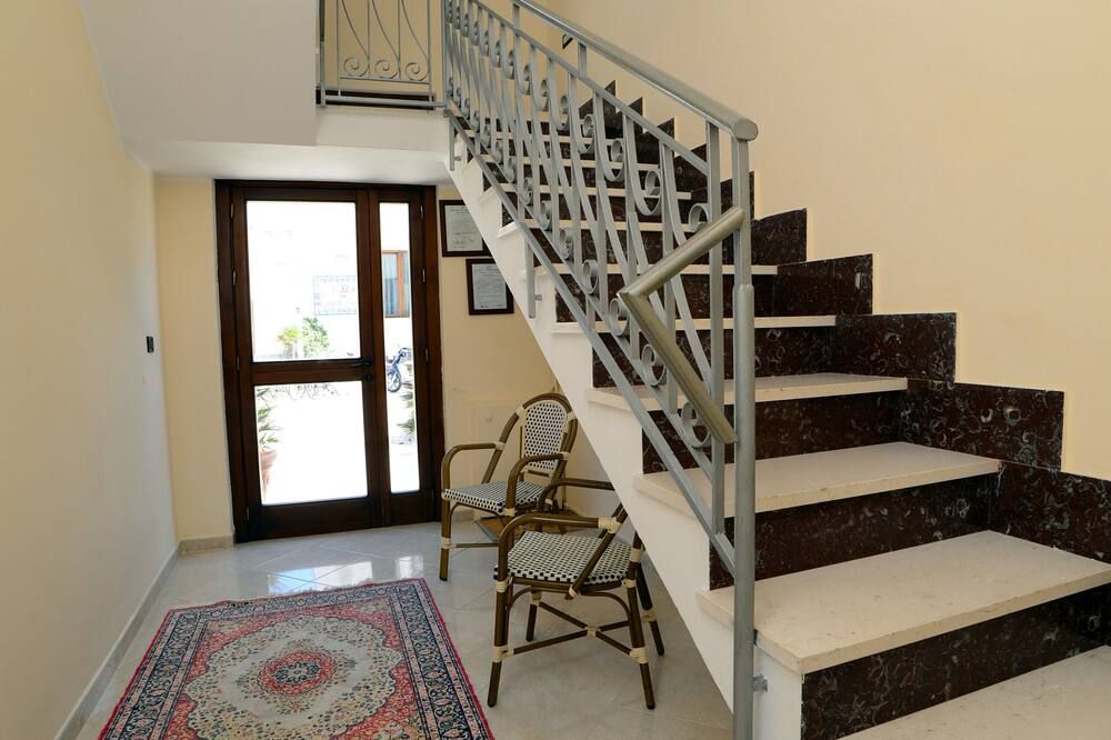 Mira Spiaggia - סן ויטו לו קאפו - מדרגות