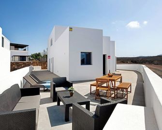 Kay 4 - La Santa - Balkon