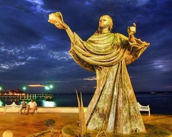 The Westmarine Waterfront Hotel - La Paz
