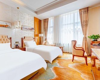 Crystal Bay Hotel - Hulunbuir - Schlafzimmer