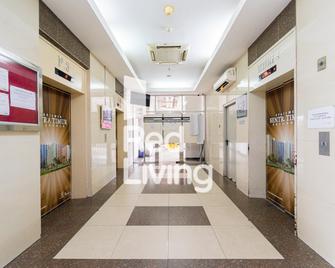 Apartemen Sentra Timur Residence - S&A Zada Property Tower Orange - Jakarta - Lobby