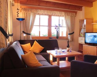Familienferienhof Kroner - Zwiesel - Obývací pokoj