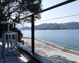 Rental Cottage Y51 by the sea - Higashihiroshima - Balkon