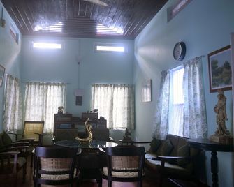 Fenn Hall - Kottayam - Lounge